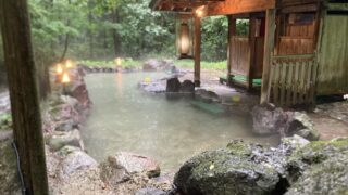 夏休み恒例湯治一人旅：雨の中乳頭温泉に寄って大沢温泉へ