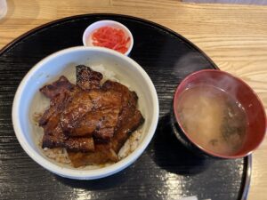 子豚丼