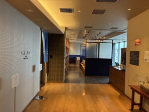風呂とラウンジ