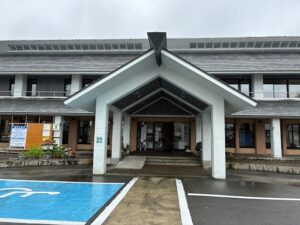 雪の情報館外観